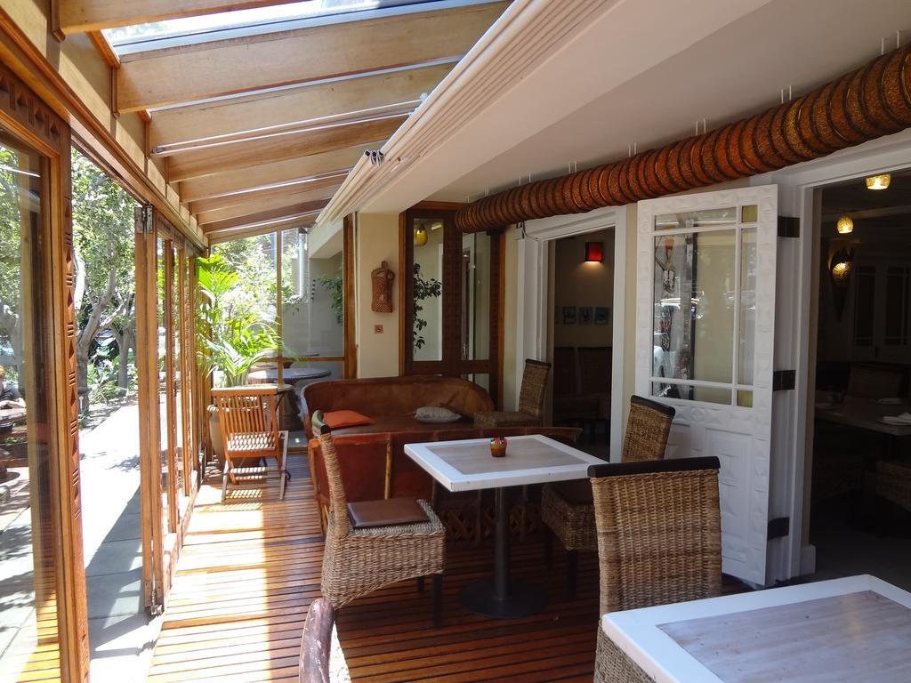 Ikhaya Lodge ケープタウン エクステリア 写真