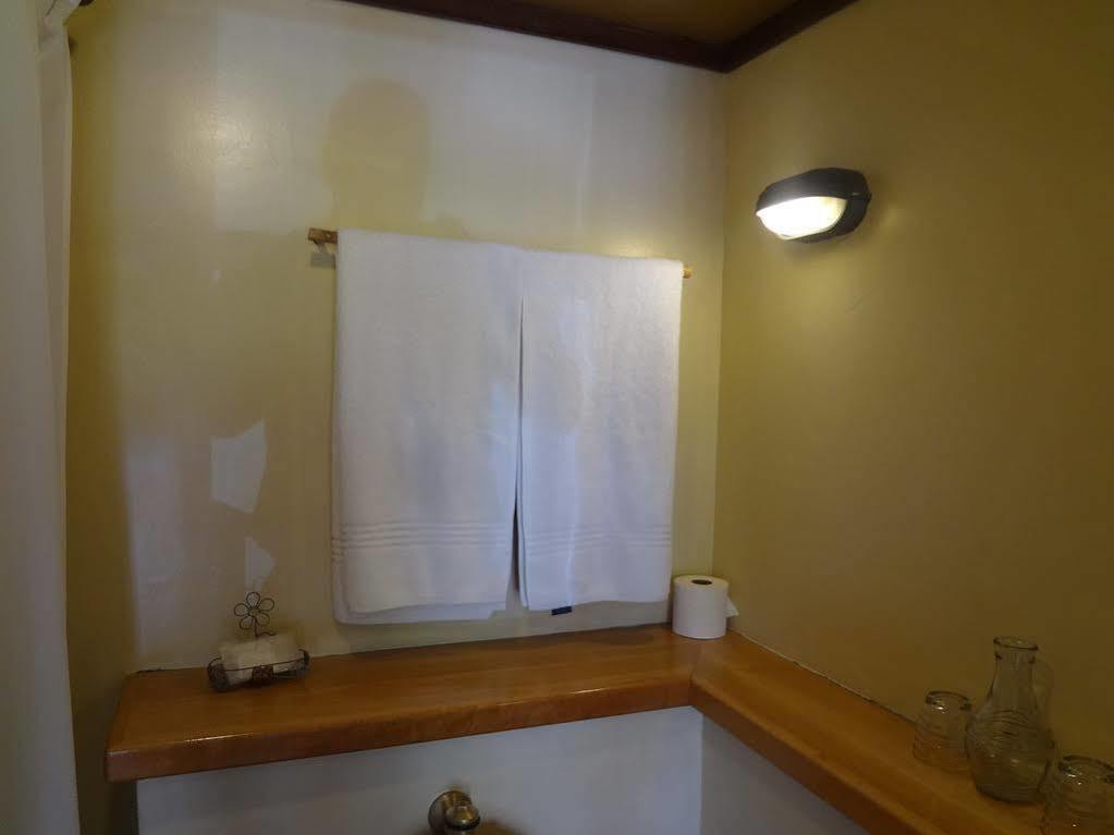 Ikhaya Lodge ケープタウン エクステリア 写真